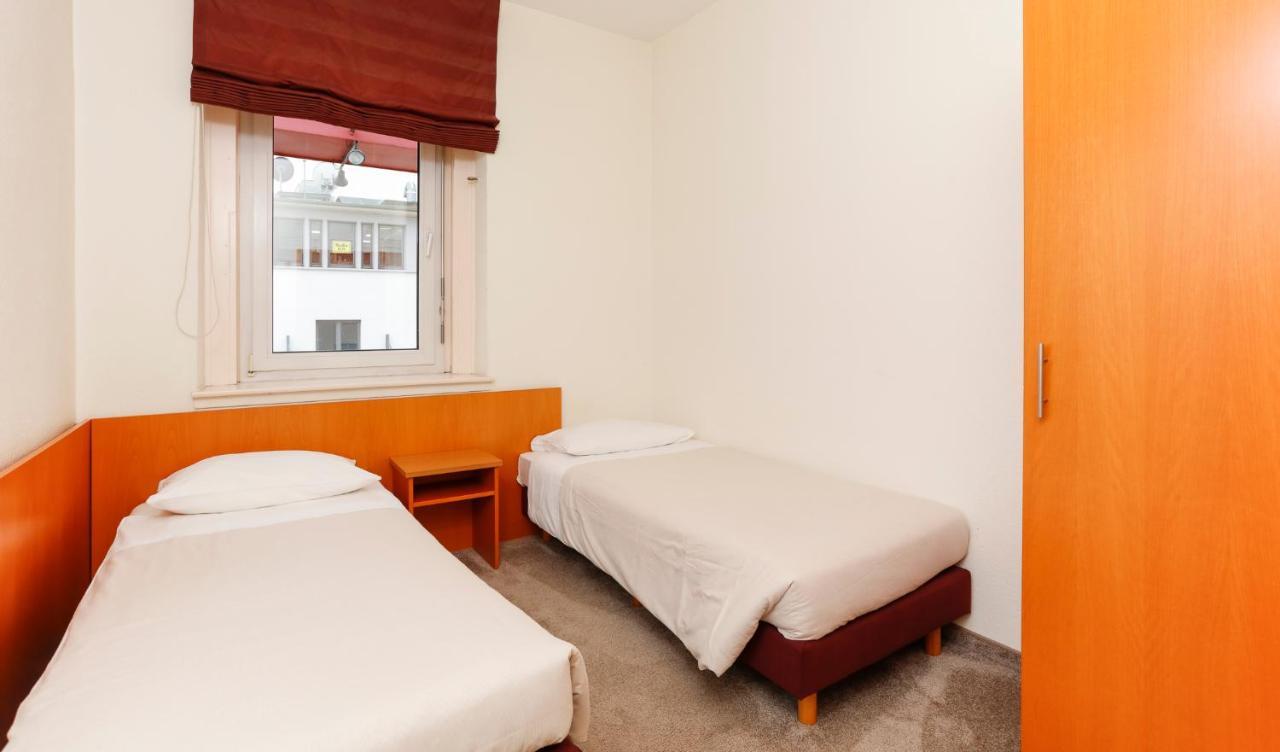 Hotel Am Rhein Весселинг Экстерьер фото