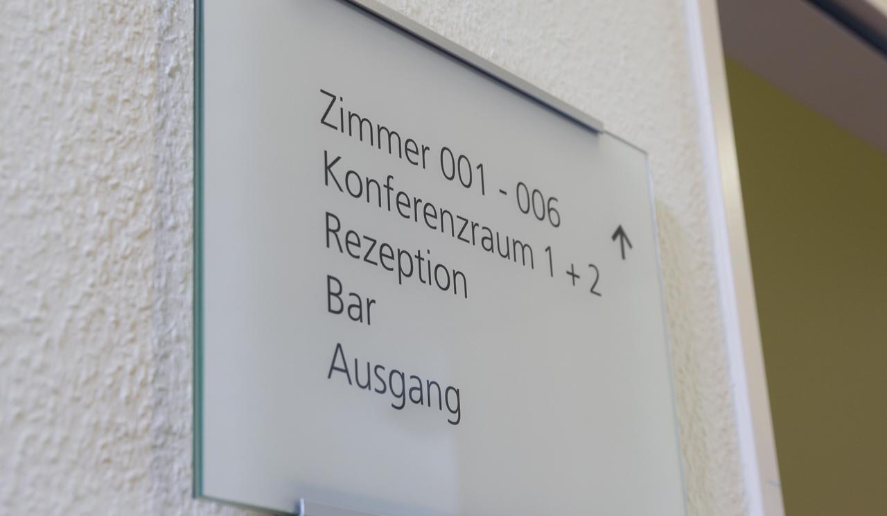 Hotel Am Rhein Весселинг Экстерьер фото