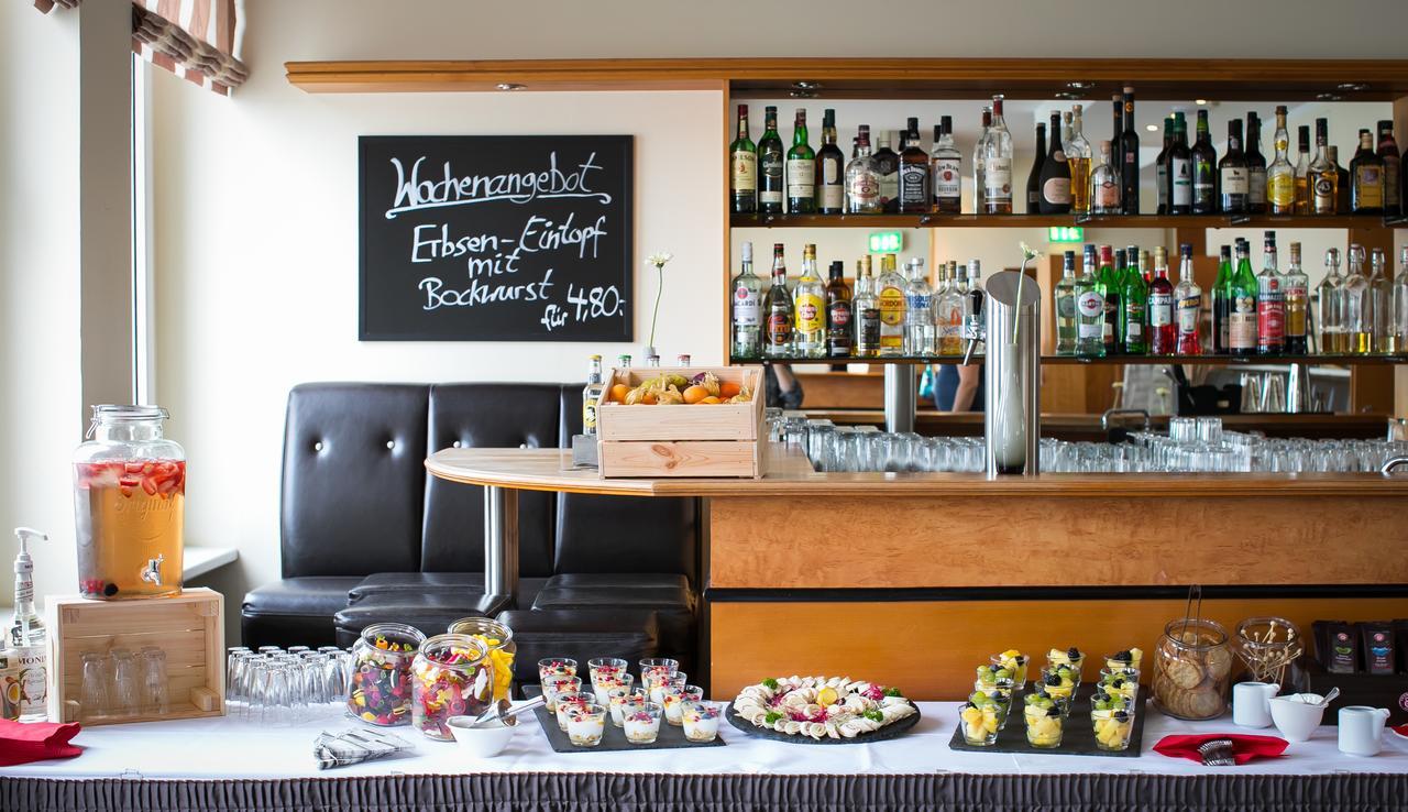 Hotel Am Rhein Весселинг Экстерьер фото